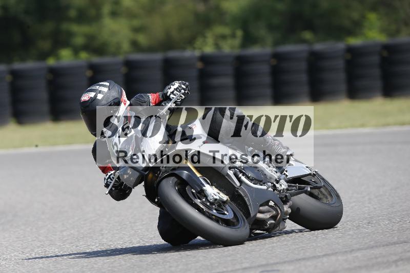 /45 10.08.2025 Plüss Moto Sport ADR/Einsteiger/575